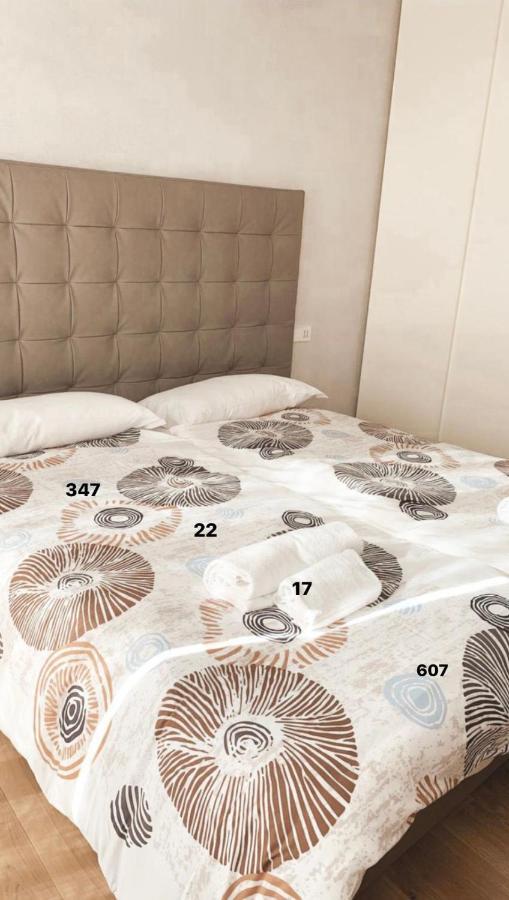 Azapartments Тревізо Екстер'єр фото